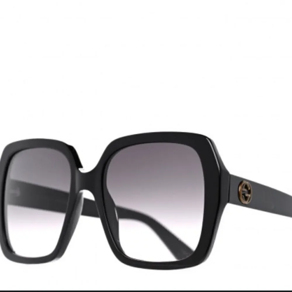 Gucci Classic Oversized Rectangular Sunglasses GG0096S NWT $500